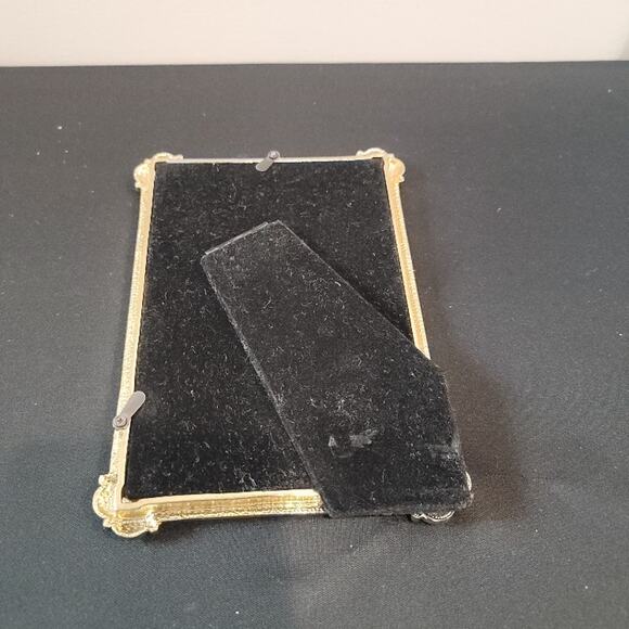 Ornate Red and Gold-Tone Metal Picture Frame - 6.5" x 4.5" - Picture 5 of 9